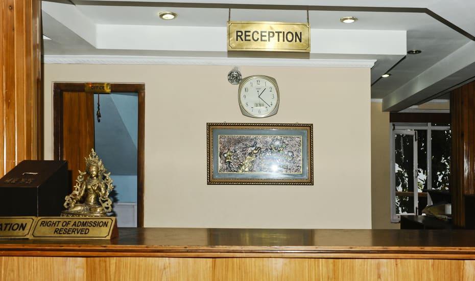 Готель Jain Group Sikkim Continental Ґанґток Екстер'єр фото