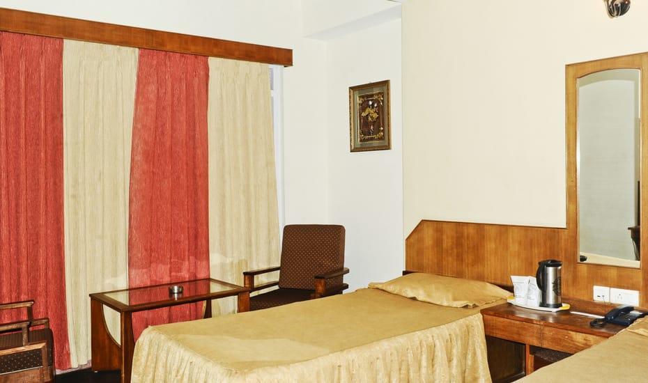 Готель Jain Group Sikkim Continental Ґанґток Екстер'єр фото