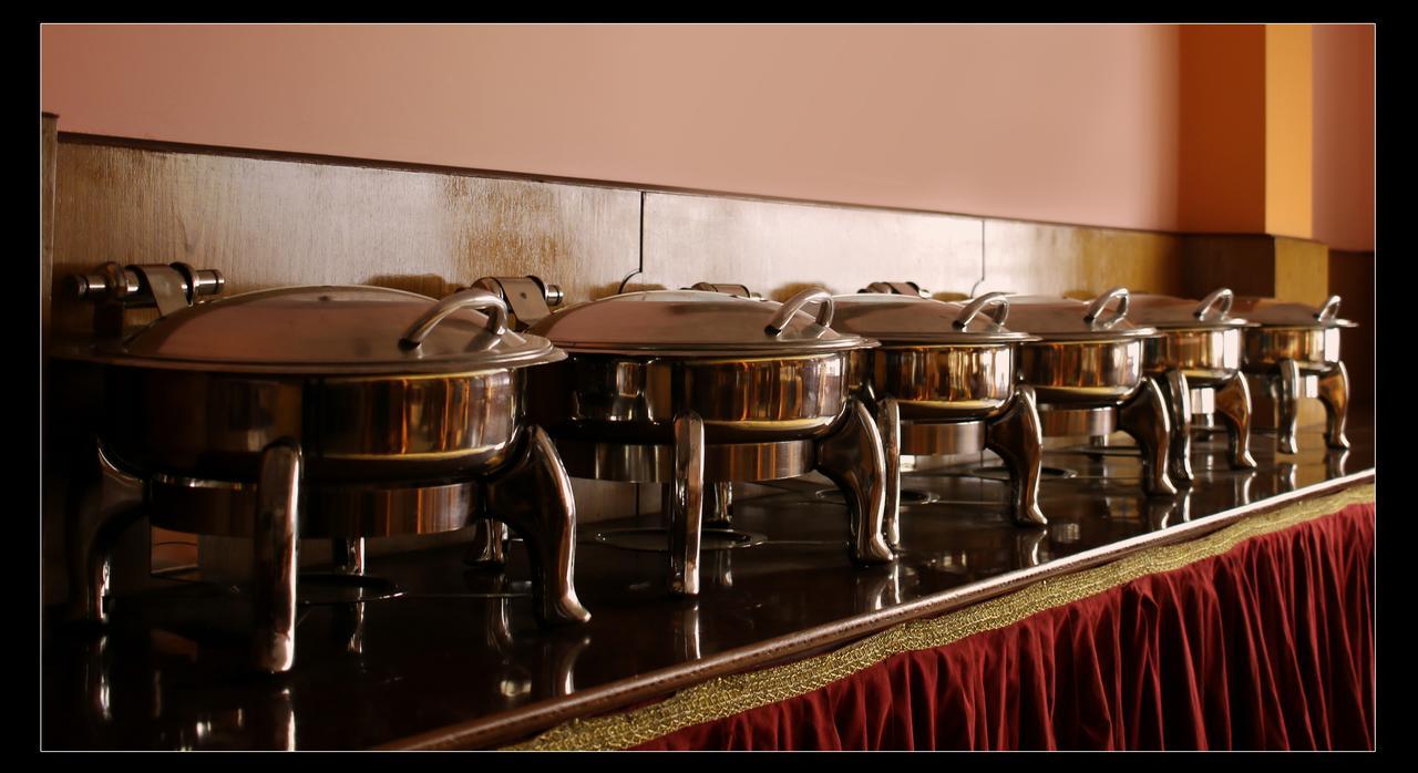 Готель Jain Group Sikkim Continental Ґанґток Екстер'єр фото
